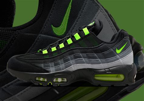 nike schuhe schwarz neon gelb|Nike Air Max 95 schwarz neon Herren – FV4710.